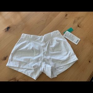 Lululemon Spring Break Away Short II
